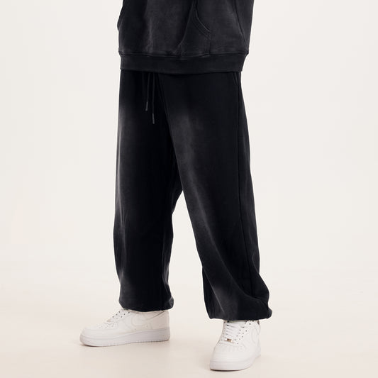 black oversized sweatpants baggy pants streetwear aesthetic aeterius