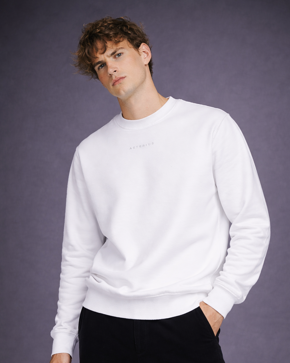 AETERIUS Plain White Crewneck Sweatshirt