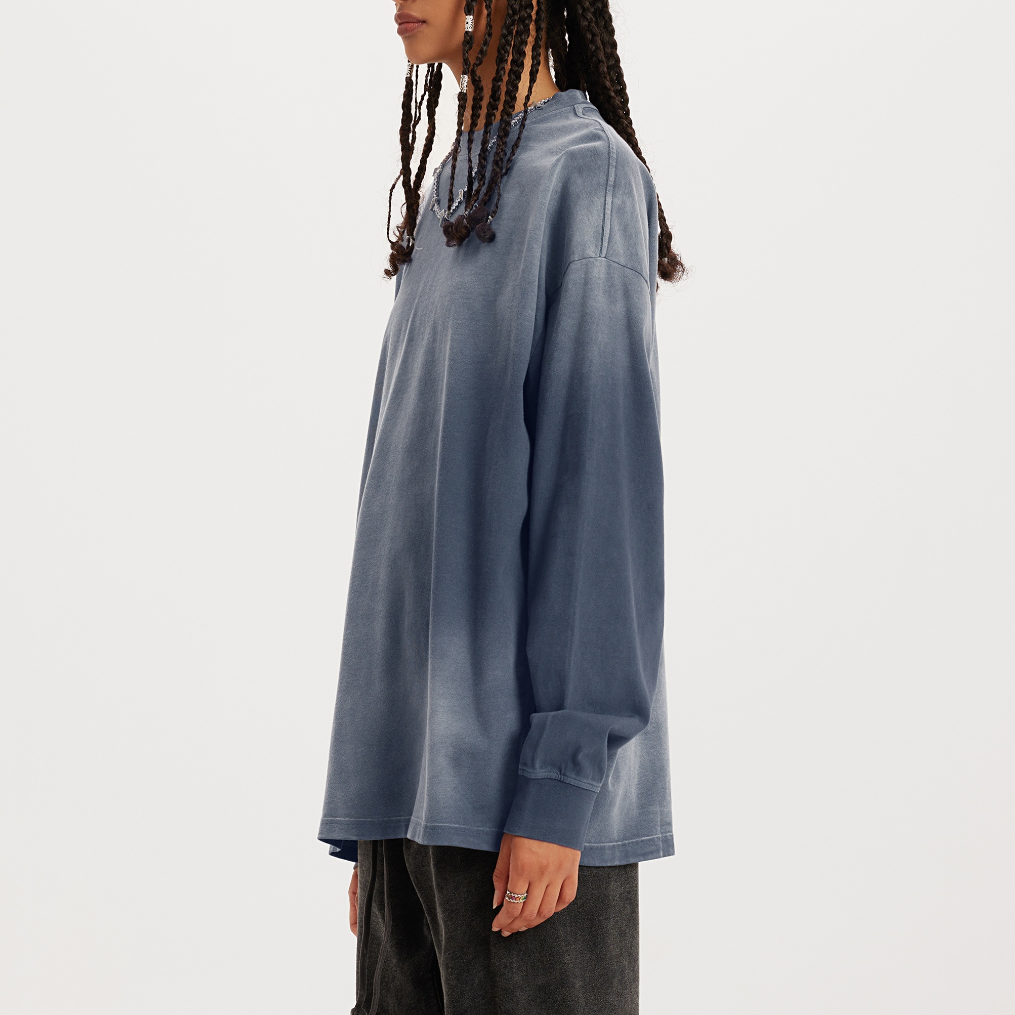 womens oversized dyed grey crewneck side view; long sleeves