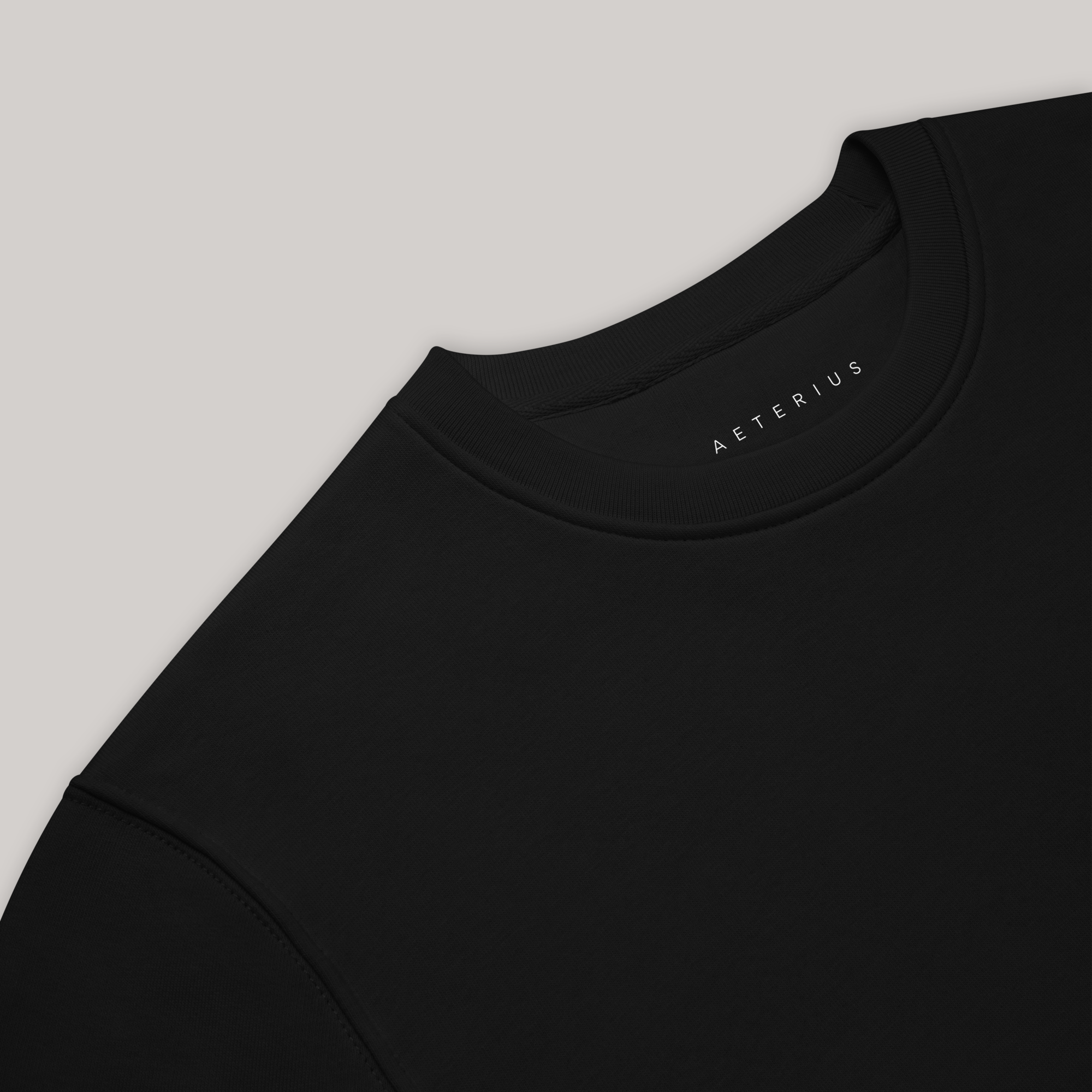 black crewneck sweatshirt AETERIUS logo, crew neck